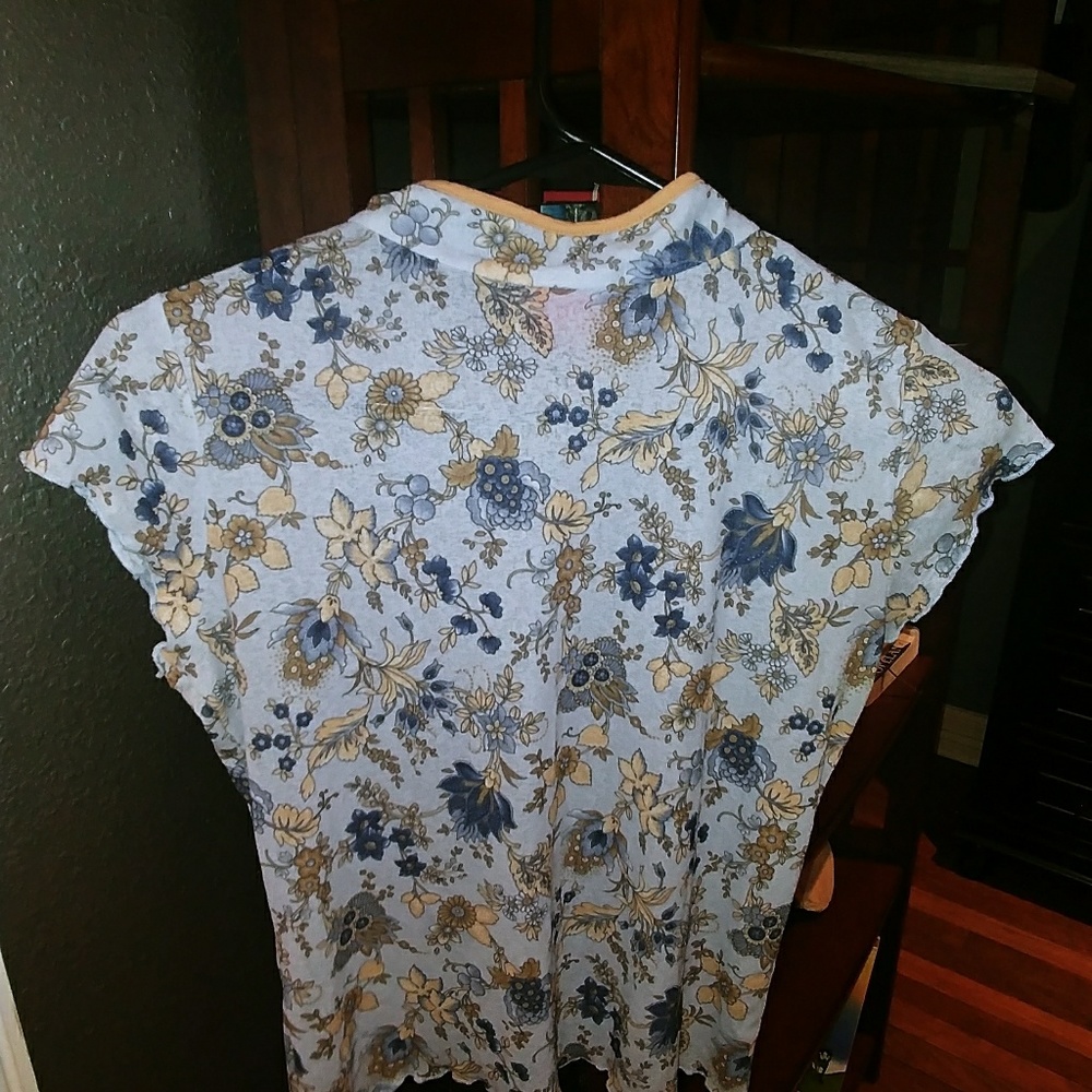 Sheer blouse - Picture 3 of 3